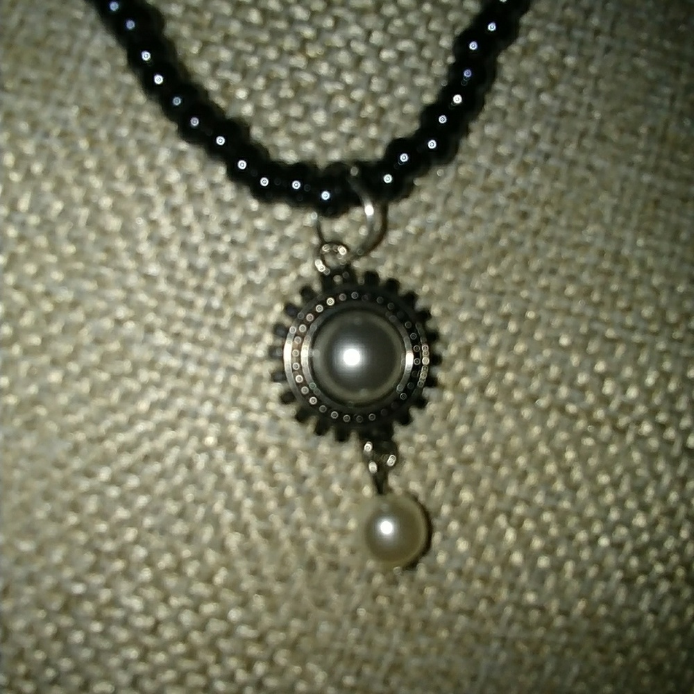 Beaded necklace by: LC